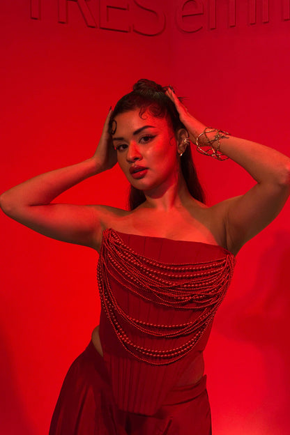 AVNEET KAUR