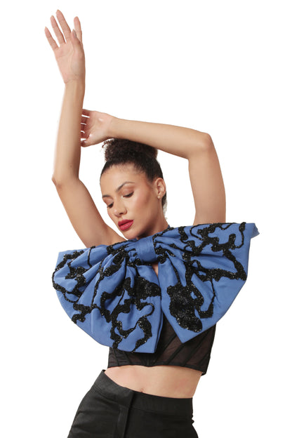BLUE DRAMATIC SWATHE BOW COLLAR